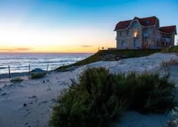 à - 300m De La Mer, Balcon Sud, Parking Privé - Fr-1-521-61 *